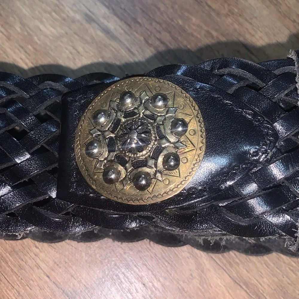 XS/SmallVintage Black Braided Leather Wide Belt With Ornate Carved Gold Buckle 0